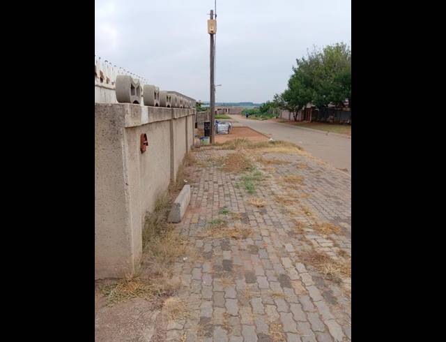 5 BEDROOM HOUSE FOR SALE IN BUHLE PARK